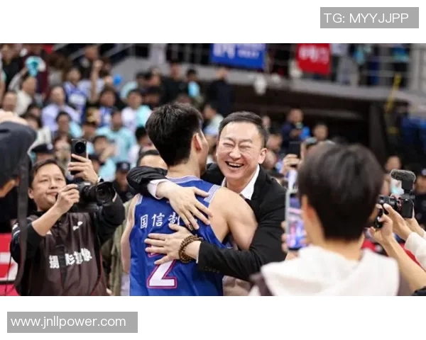 CBA复赛精彩对决广东队迎战青岛队争夺季后赛席位